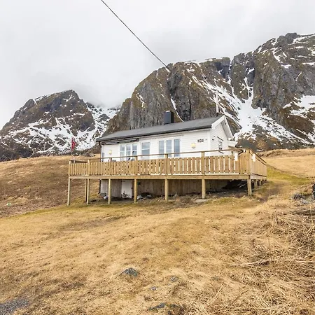 Eagle Point Lofoten *
